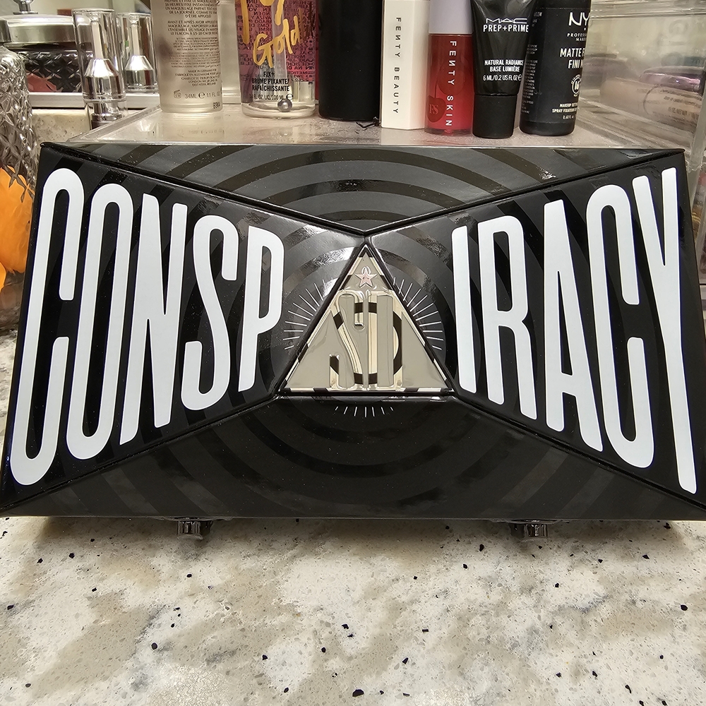 Jeffree Star Conspiracy Eyeshadow Palette - Black, White, Gold - Picture 2 of 4